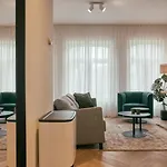 Ritch Aparthotel